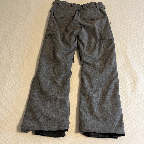Burton snowpants, snowboarding/skiing, adjustable, zip pockets, grey, L (14-16) - Picture 11 of 16